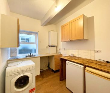 1 bedroom ground floor flat to rent - Photo 5