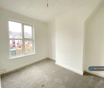3 bedroom terraced house to rent - Photo 6