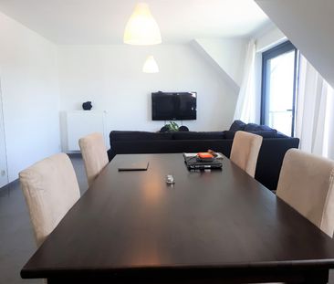 2 slaapkamerappartement met terras en 2 autostaanplaatsen - Photo 3