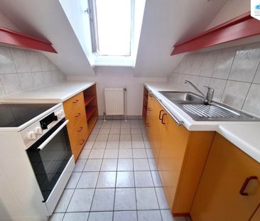 Dachgeschosswohnung in großartiger Lage - Photo 1