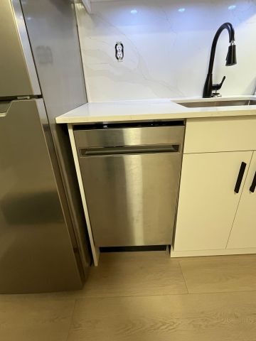 For Lease - 5 Edgewood Gardens Unit# Basement, Toronto, Ontario - Photo 5