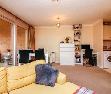 1 bedroom flat to rent - Photo 6