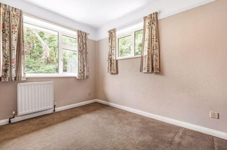 5 bedroom detached house to rent - Photo 5