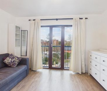 Lockside Court, Lockside Road, Stranmillis Embankment, Belfast, BT9... - Photo 2