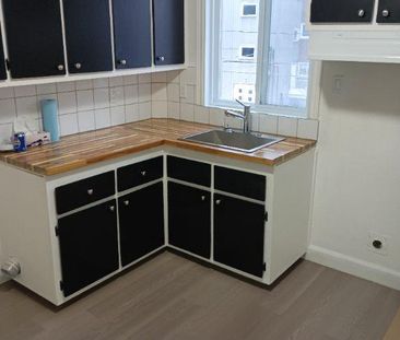 3 1/2 entièrement rénové - Photo 1