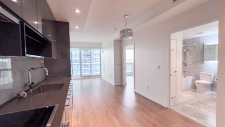 For Lease - 117 Mcmahon Drive Unit# 2805, Toronto, Ontario - Photo 3