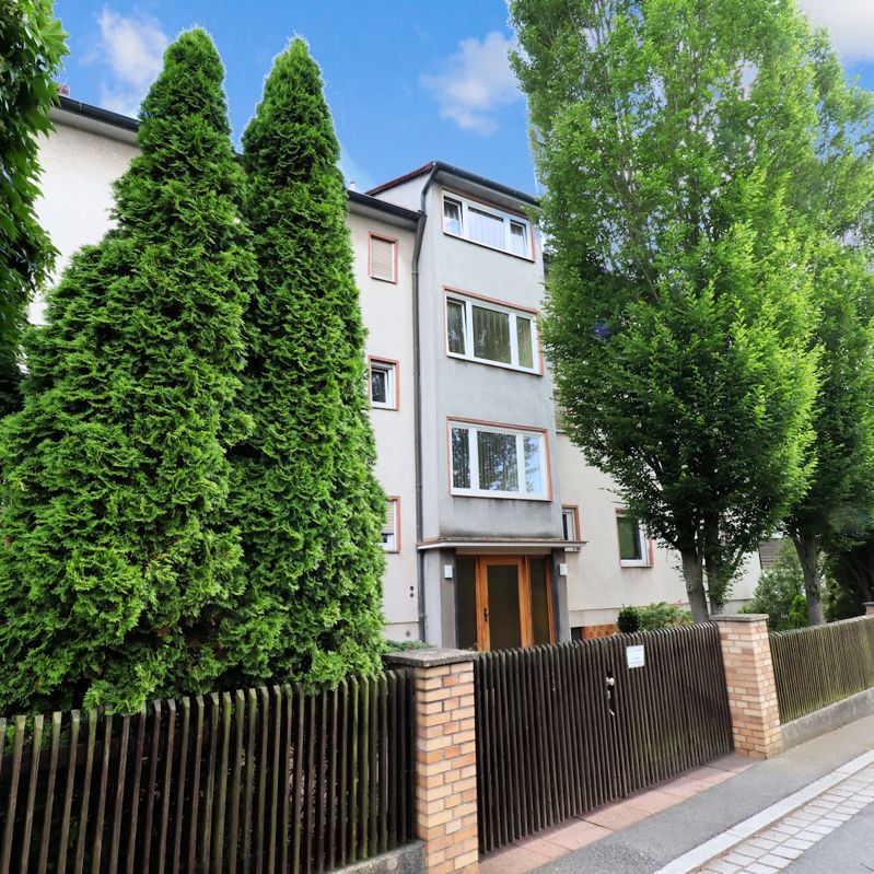 Ruhige 3-Zimmerwohnung mit Blick ins Grüne - ideal für den 2-Personenhaushalt - Photo 1