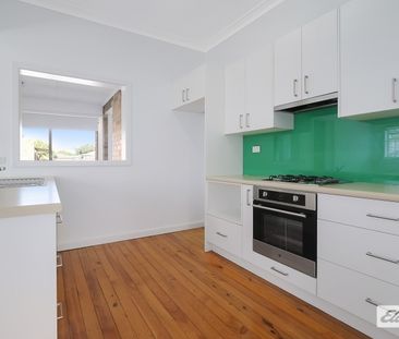 1032 Mate Street - Photo 6