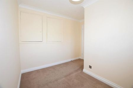 2 bedroom semi-detached house to rent - Photo 5