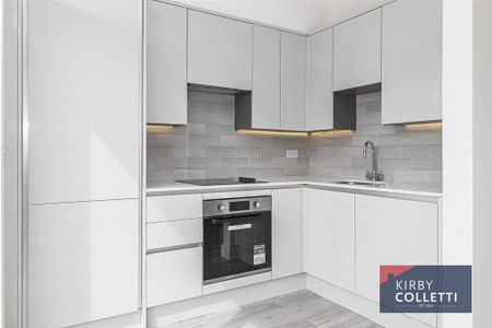 2 bedroom end of terrace house to rent - Photo 3