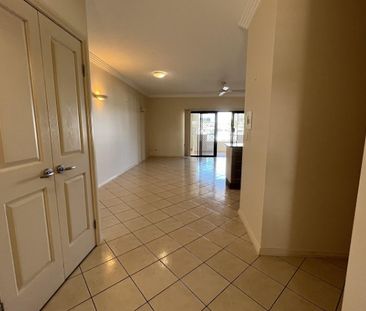 Luxury Marina Living with Stunning Water Views - Photo 3