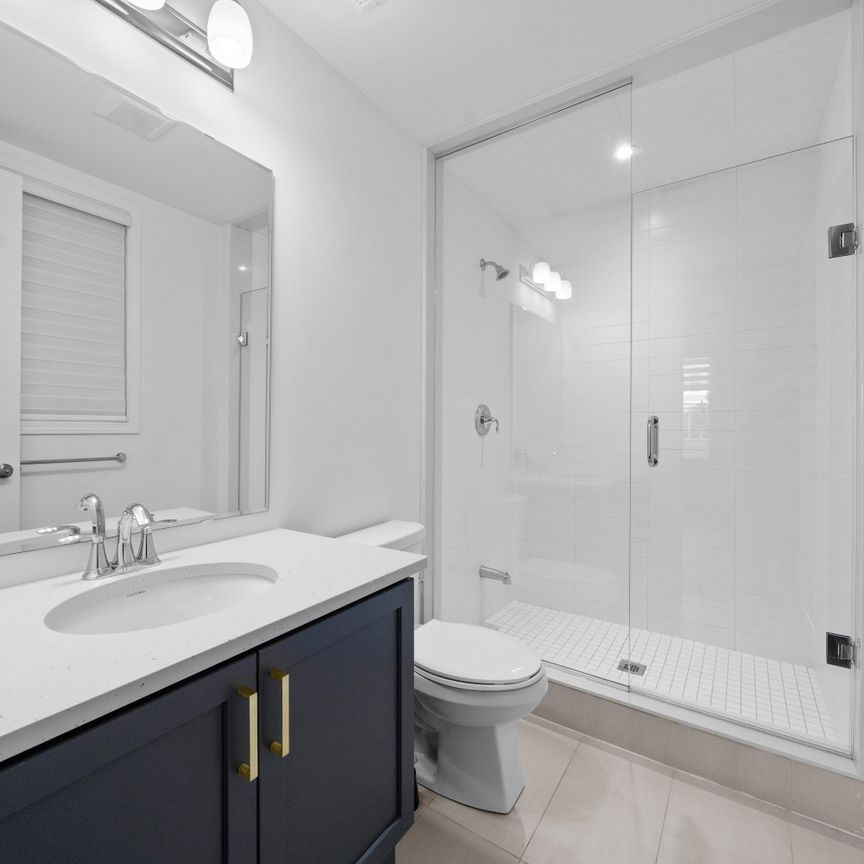 For Lease - 3104 William Cutmore Boulevard, Oakville, Ontario - Photo 1