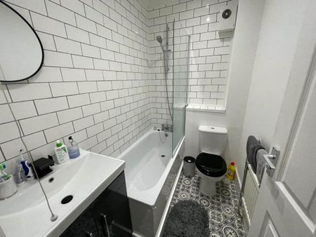 5 bedroom house to rent - Photo 4