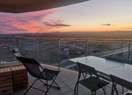 3 room luxury Flat for rent in Valencia, Spain - Photo 2