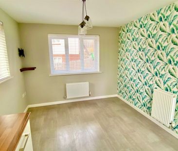 3 BED Detached house To rent - Photo 2