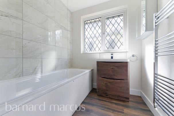 Grove Road, Sutton - Photo 1