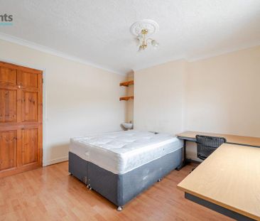 5 bedroom terraced house to rent - Photo 3