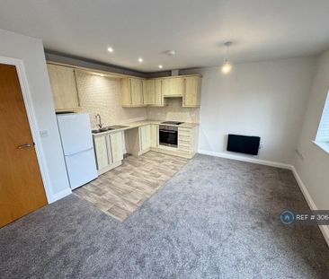 2 bedroom flat to rent - Photo 5