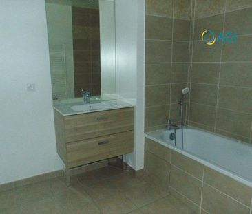 APPARTEMENT RECENT AVEC PARKING - Photo 2