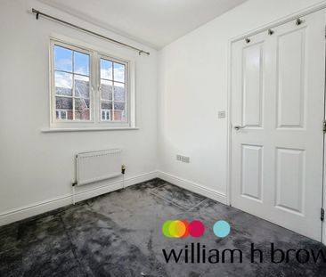 Radvald Chase, Colchester - Photo 3