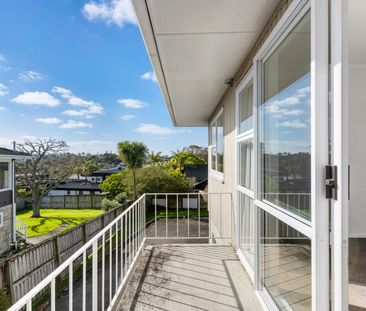 Sunny Top Floor Unit - Photo 3