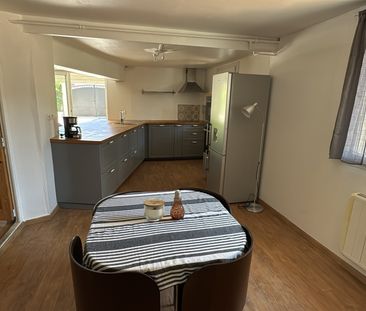 Location Appartement 2 pièces 56m² AUBAGNE 13400 - Photo 6