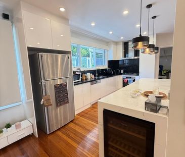 Elsternwick - Photo 2