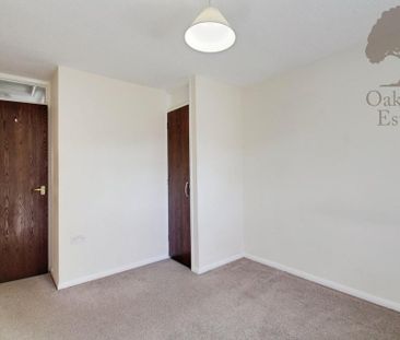 2 bedroom retirement property to rent - Photo 3