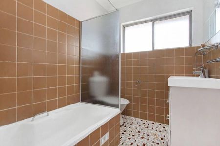 2 Bedroom Unit! - Photo 5