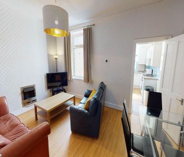 4 bedroom house to rent - Photo 2