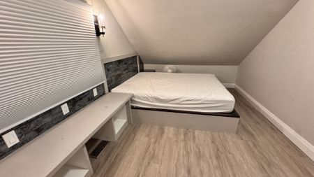 For Lease - 5745 Stanley Avenue Unit# Side upper, Niagara Falls, Ontario - Photo 3