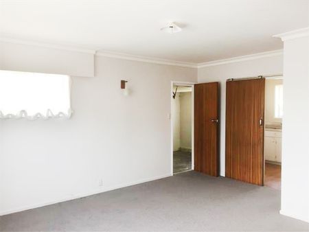 Unit 3, 32 Hayward Road, Papatoetoe, Auckland - Photo 3