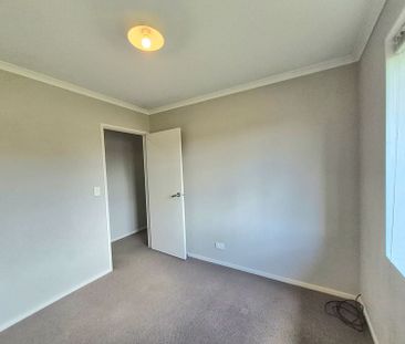 Spacious Family Living in Prime Henderson Location - Photo 3