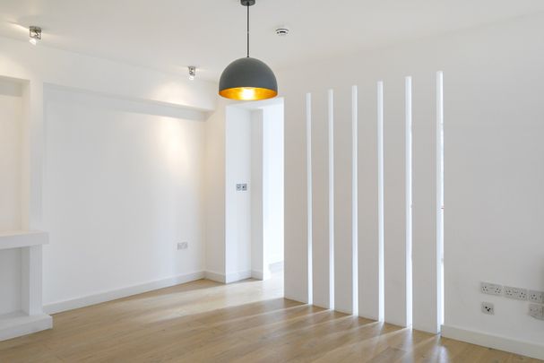 1 Bed Flat, Featherstone Street, EC1Y - Photo 1