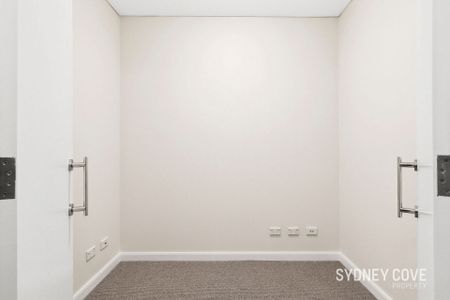 ONE BEDROOM + STUDY ON KING STREET WHARF | Unfurnished - Photo 2