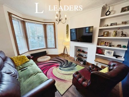 4 bedroom townhouse to rent Harsnett Road, CO1 - Photo 2