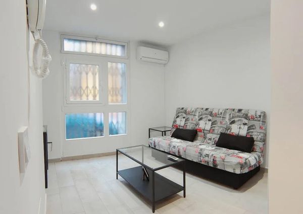 Calle de Berruguete, Madrid, Community of Madrid 28039