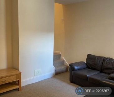 4 bedroom terraced house to rent - Photo 1