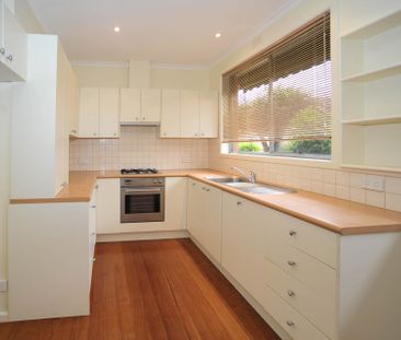 Spacious And Wonderfully Serene - Photo 2