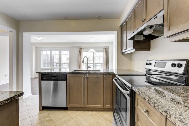 For Lease - 3002 Preserve Drive Unit# 36, Oakville, Ontario - Photo 1