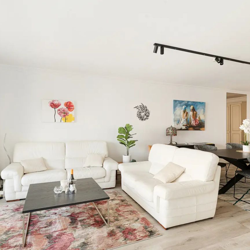 Gemeubeld 1 slaapkamer appartement met zicht op Matuvu - Photo 1