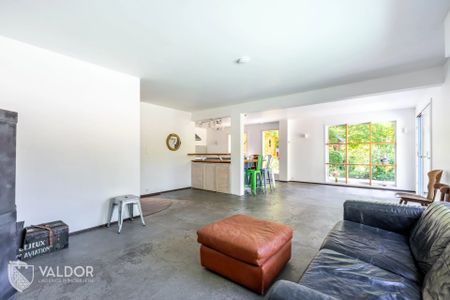 Villa de 6 chambres à louer à Dardilly - 1100m2 de jardin - piscine et calme absolu - Photo 2