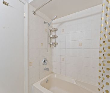 For Lease - 79 Fawndale Crescent Unit# Upper, Toronto, Ontario - Photo 4