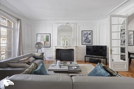 Tout savoir sur cet appartement dans le quartier Saint Philippe du Roule, à Paris 8ème - Photo 3