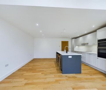 2 bedroom semi-detached house to rent - Photo 5