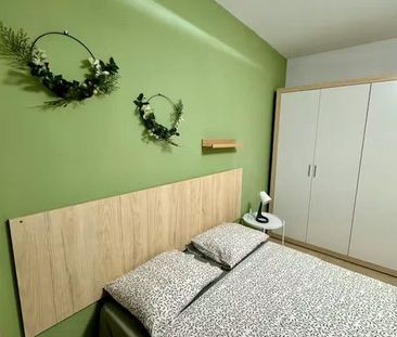 Calle de Valencia, Pozuelo de Alarcón, Community of Madrid 28223 - Photo 3