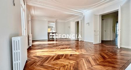 Tout savoir sur cet appartement à Paris 6ème - Photo 4