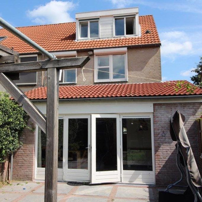 Huis te huur: Marga Klompélaan 38 5122 BB Rijen - Photo 1