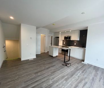 For Lease - 20 Ed Clark Gardens Unit# TH13, Toronto, Ontario - Photo 4