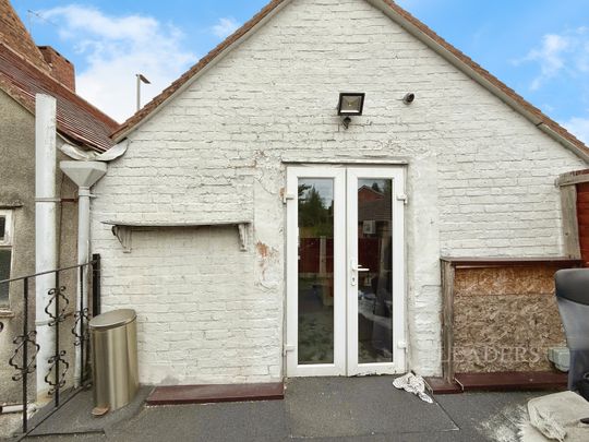 1 bedroom flat to rent High Oak, DY5 - Photo 1